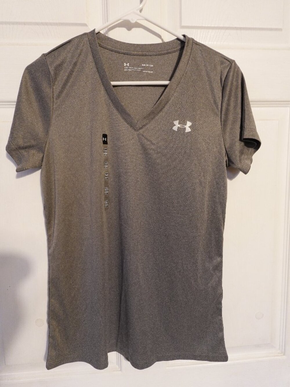 Under Armor Tee - Picture 1 of 4